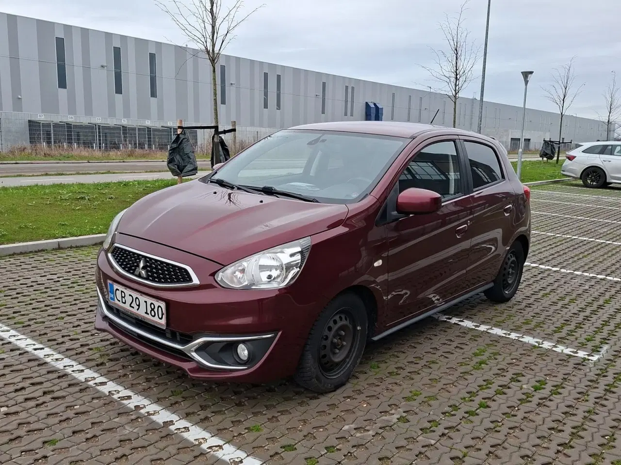 Billede 1 - Mitsubishi Space Star 1,2 Inlead