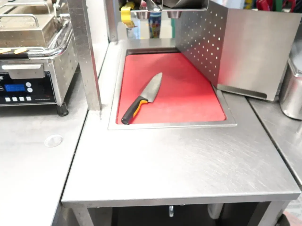 Billede 11 - Rustfri stålbord med køleenhed (varmeskab medfølger ikke)