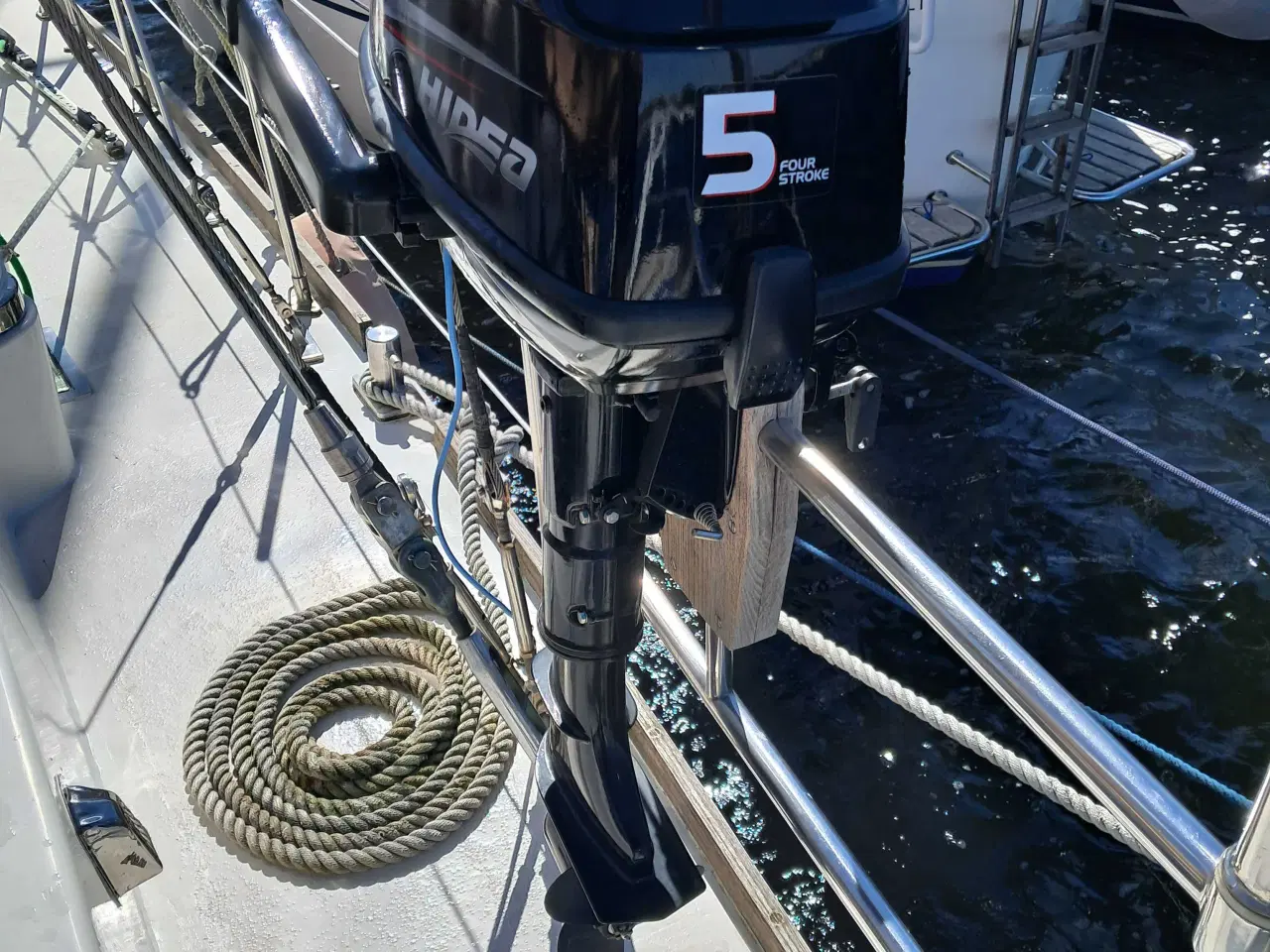 Billede 3 - Fed jolle med motor!
