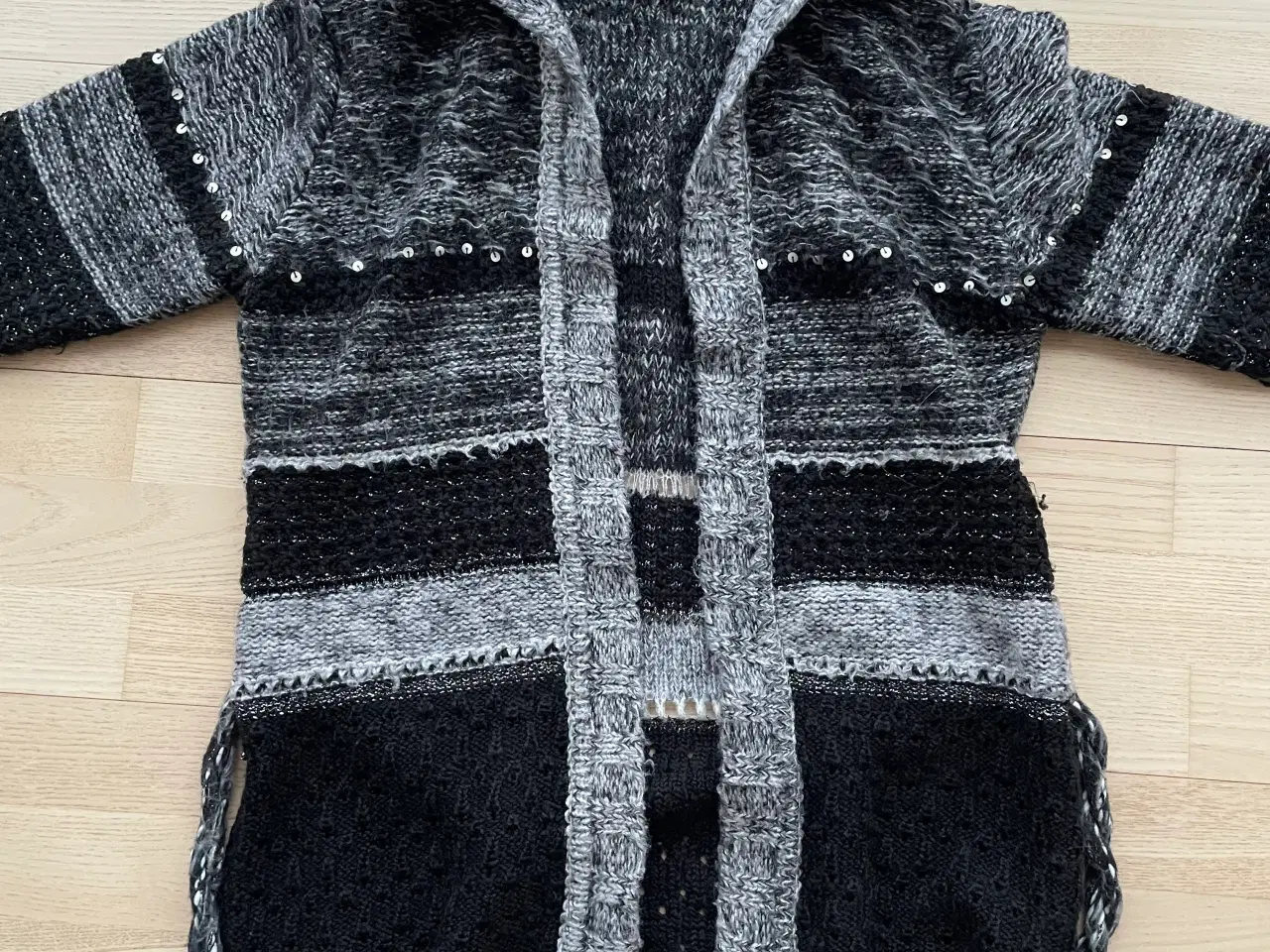 Billede 2 - Lang cardigan med bælte