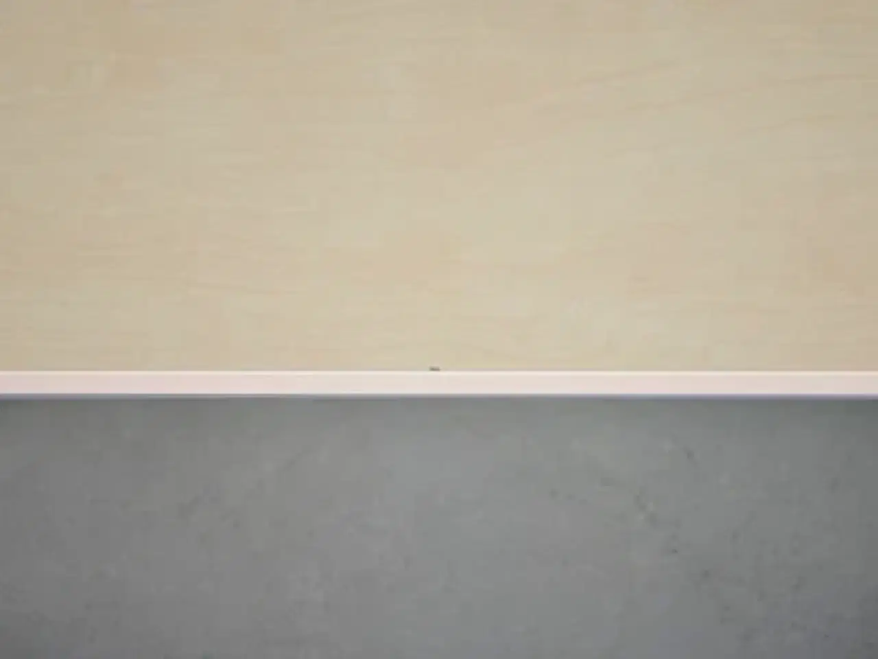 Billede 6 - Kantinebord med birkeplade og alugråt stel