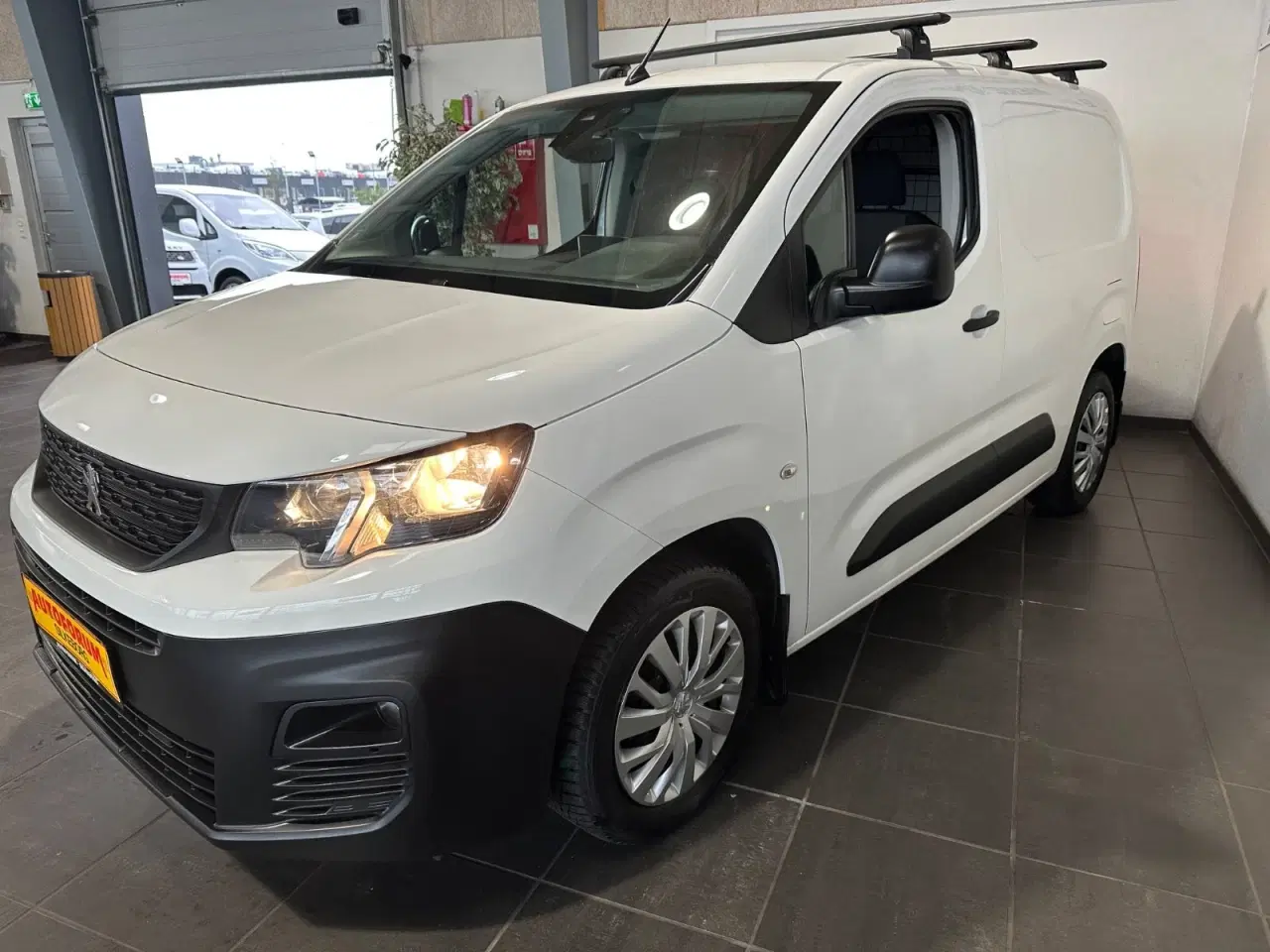 Billede 3 - Peugeot Partner 1,5 BlueHDi 100 L1V1 Plus Van