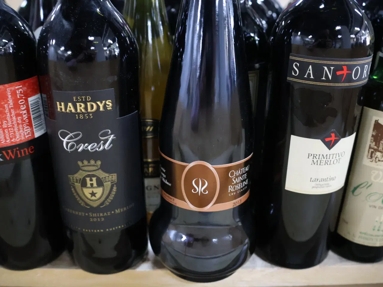 Billede 20 - 68 Flasker div vine.