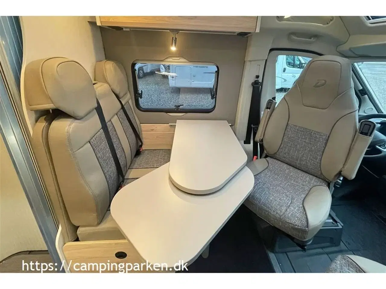 Billede 6 - 2024 - Dethleffs Globetrail CVD 600 ER Advantage   Smart Dethleffs campervan under 6 meter med enkeltsenge og automatgear!