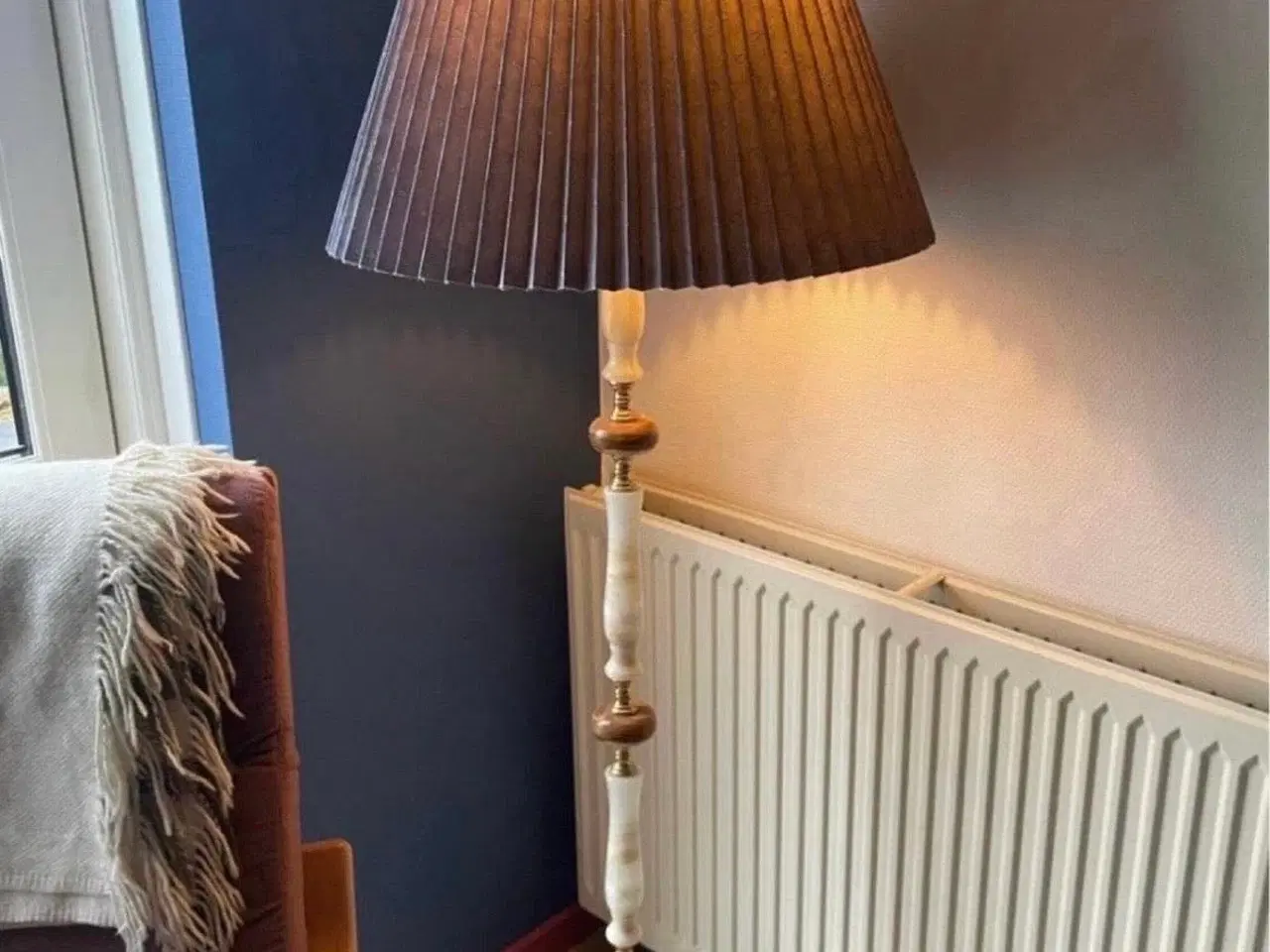 Billede 2 - 80’er gulvlampe med skærm