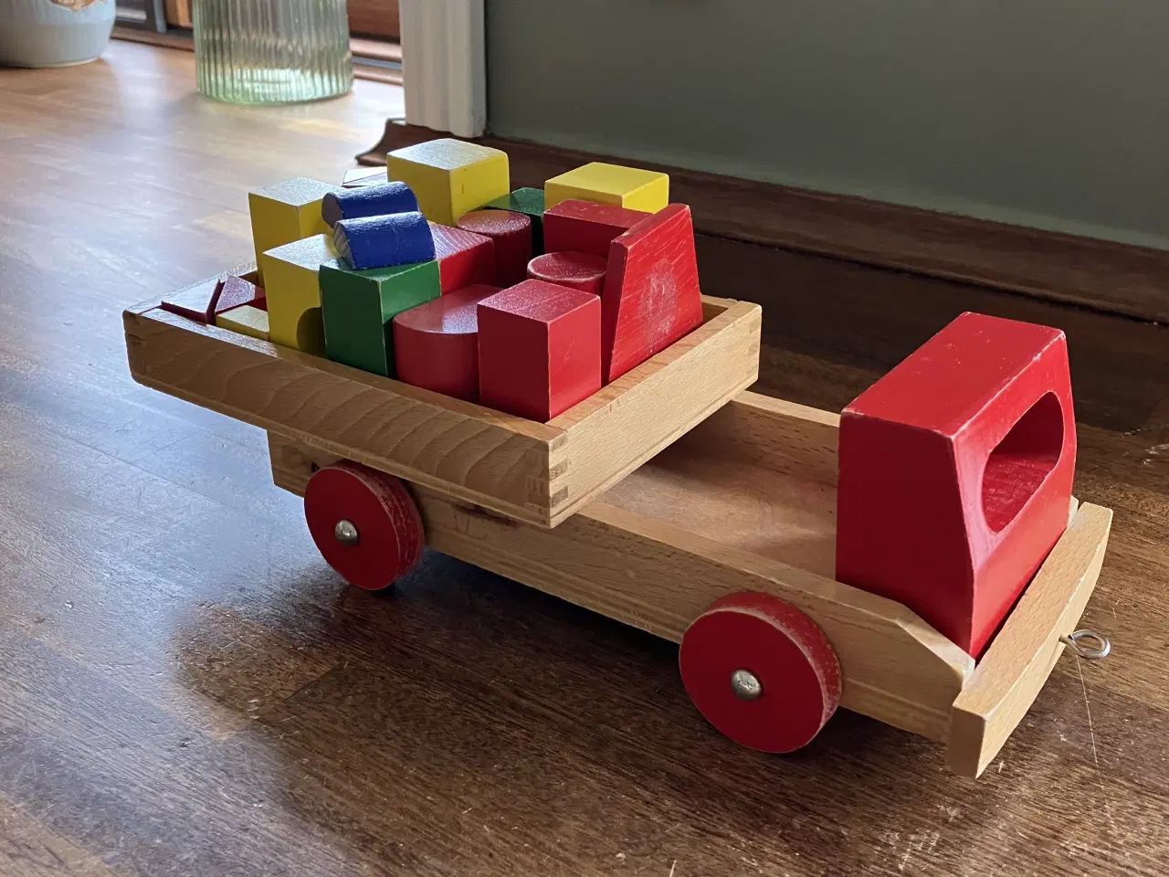 Billede 1 - Gamle trælastbil