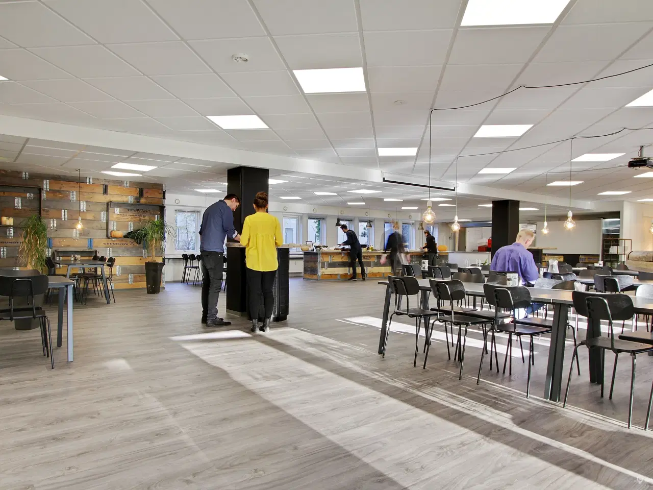 Billede 19 - Velbeliggende kontorer med fælleskantine og fitnesscenter