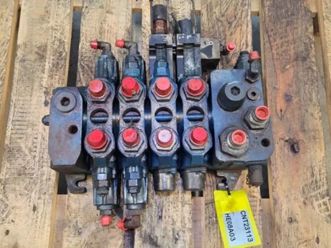 Billede 10 - Bobcat T2556 Hydraulikventil 88298.5
