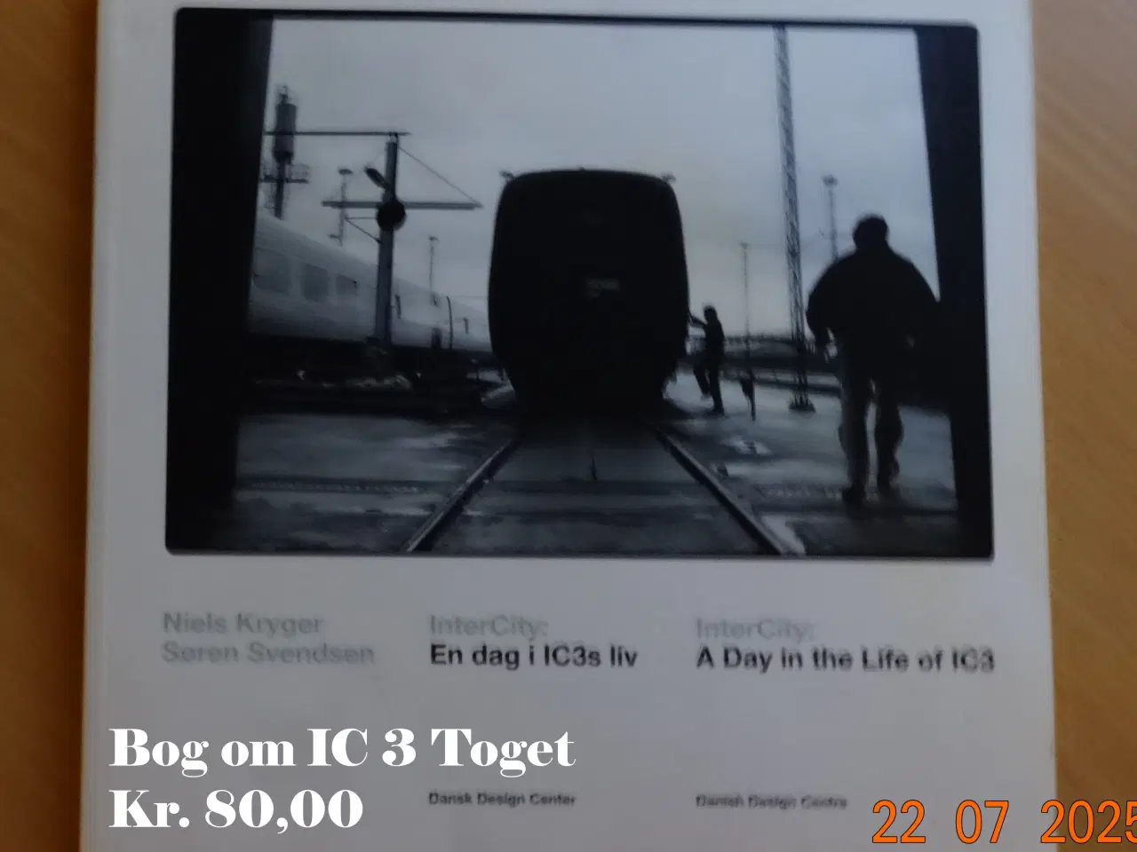 Billede 1 - Bog OM IC3 tog.