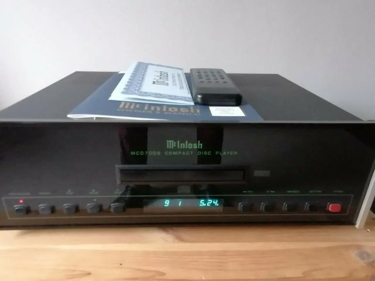 Billede 1 -  McIntosh MCD 7009 CD Player