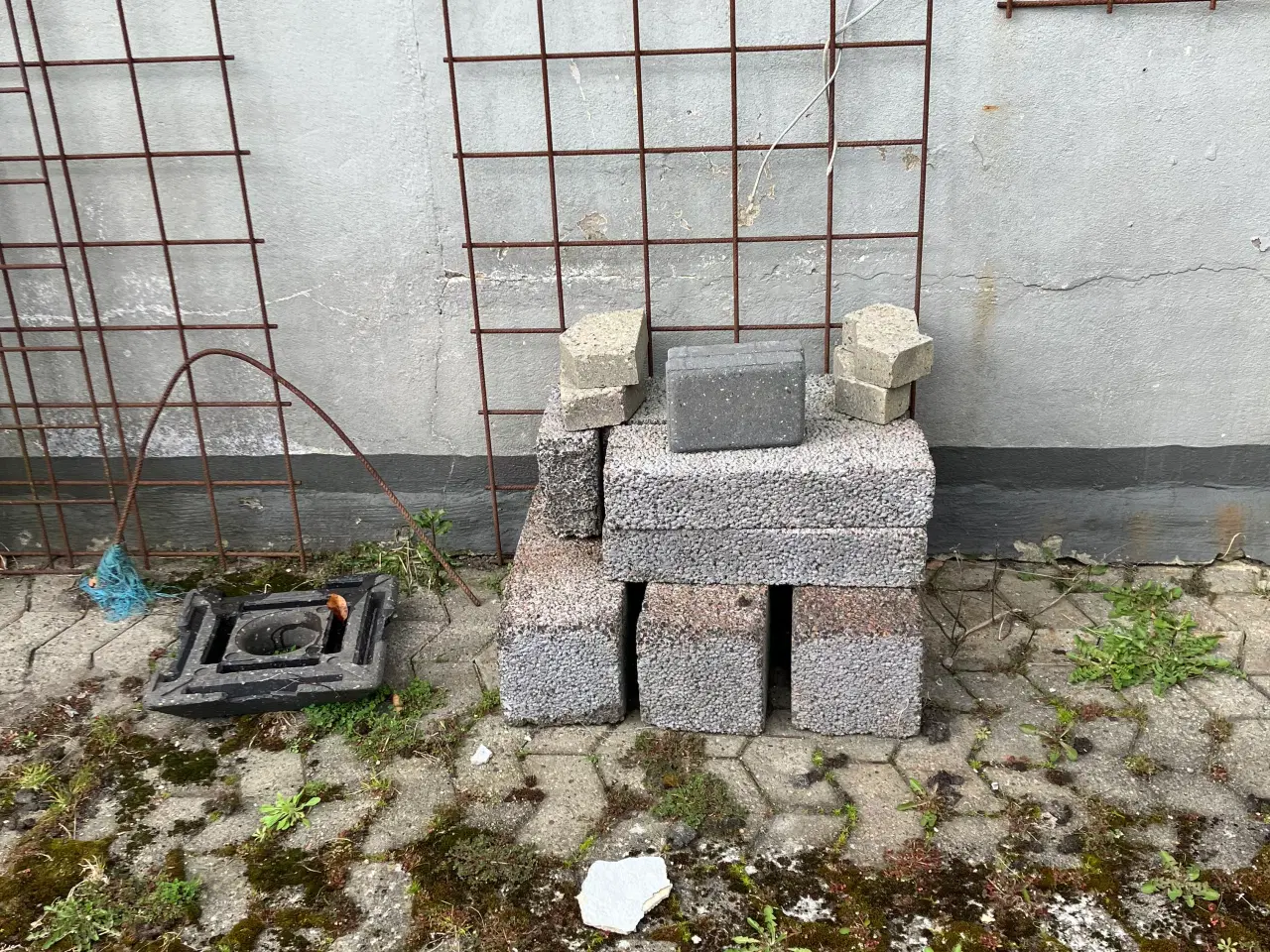 Billede 2 - Gratis leca blokke og div til afhentning 