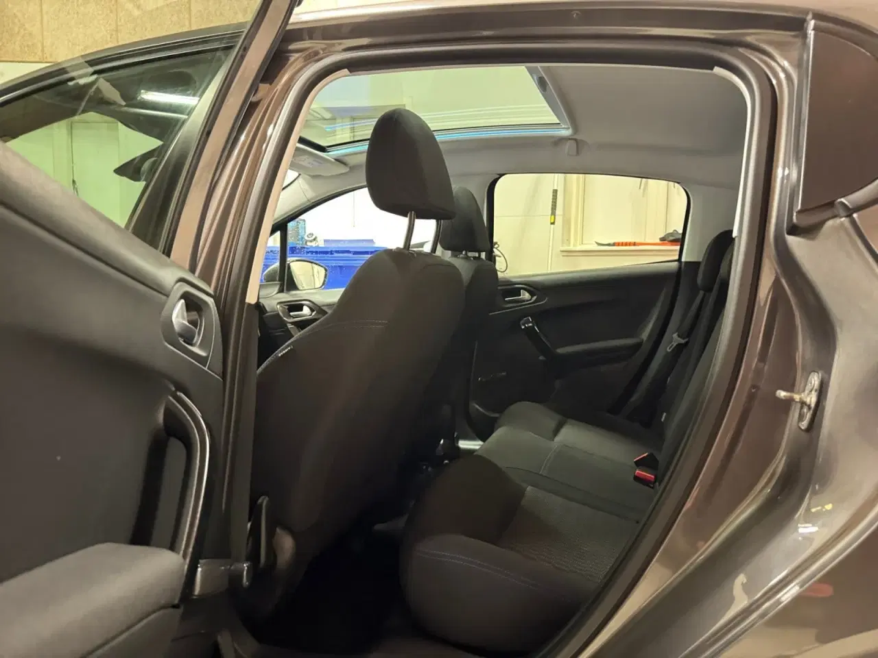 Billede 14 - Peugeot 208 1,5 BlueHDi 100 Allure Sky