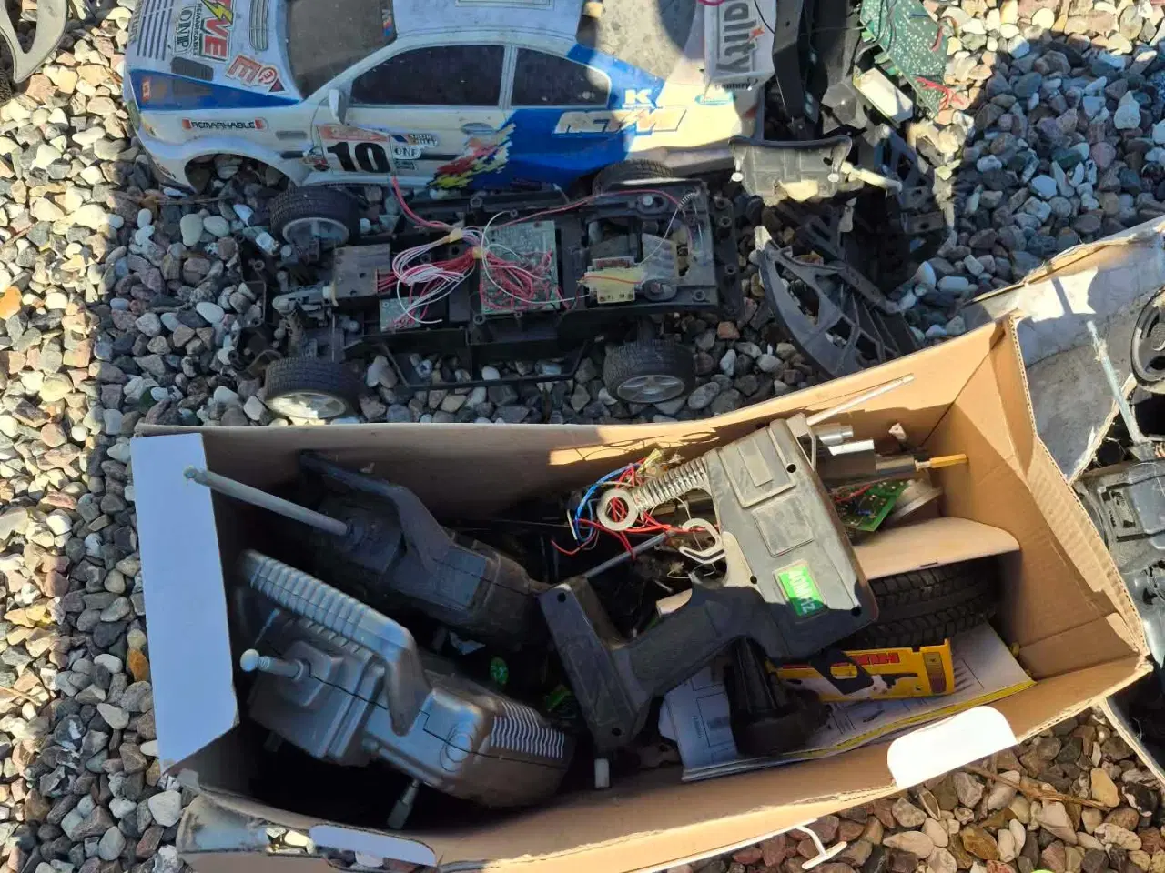 Billede 5 - Fjernstyret bil, båd og drone