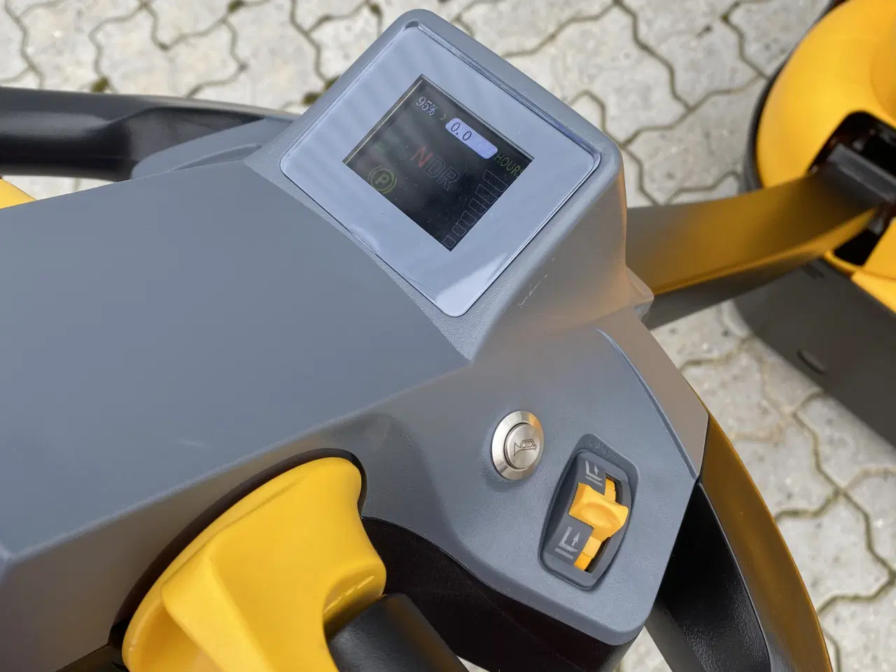 Billede 3 - Elektrisk stabler - fabriksny