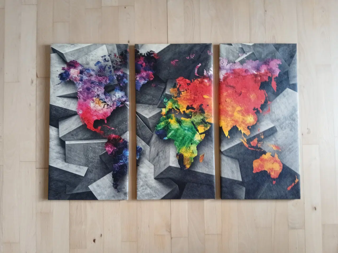 Billede 1 - Symmetry of the World" fra Artgeist