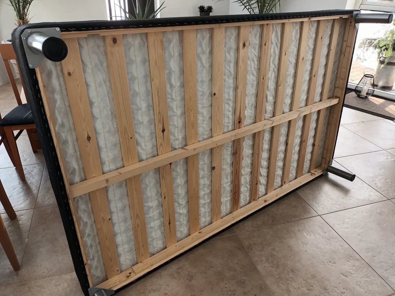 Billede 3 - Boxmadras med stålben.