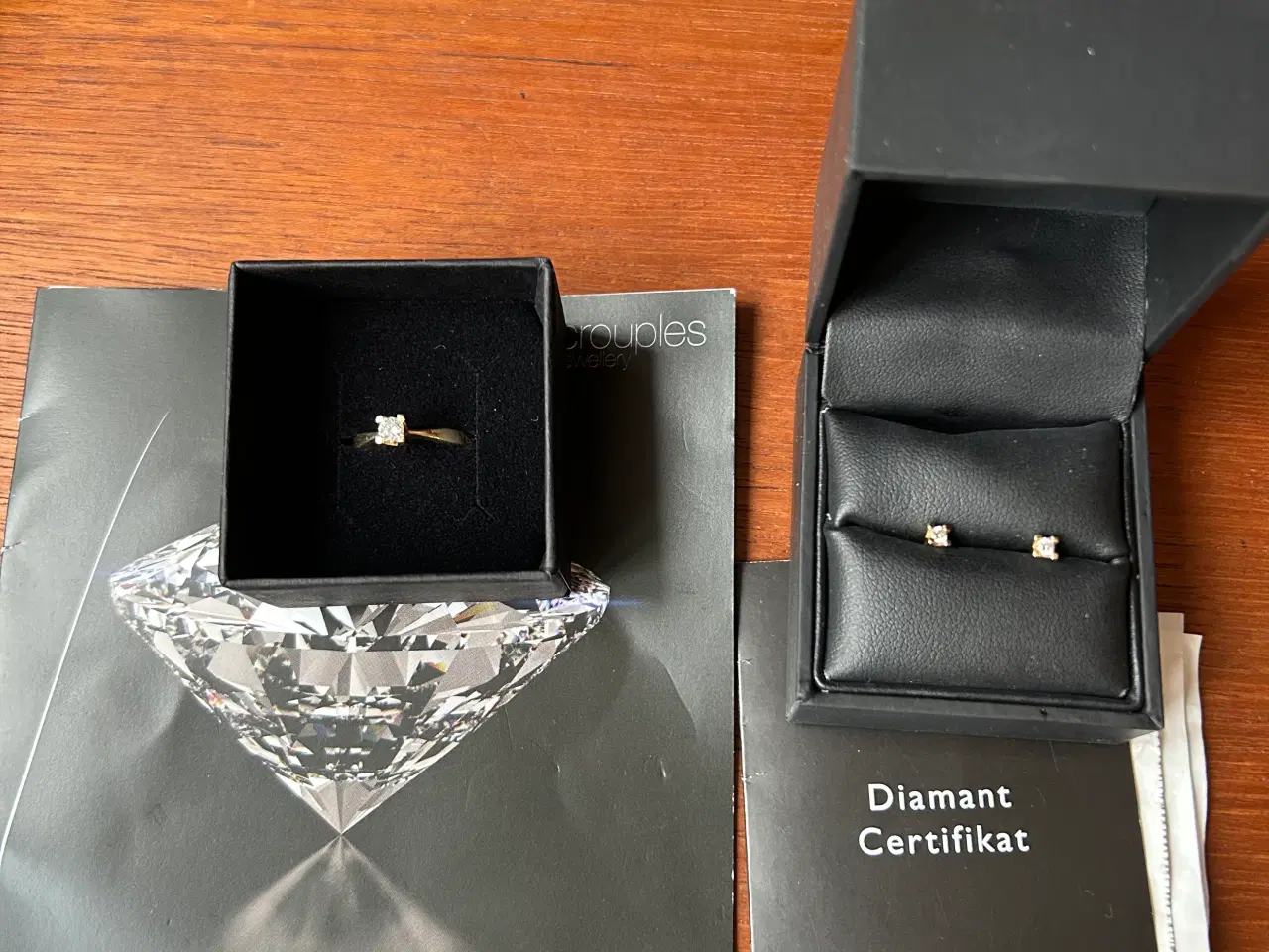 Billede 1 - Diamantring og brilliant ørestikker