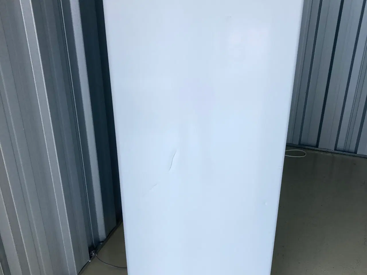 Billede 1 - Wasco køleskab hvid 140 x 54 x54