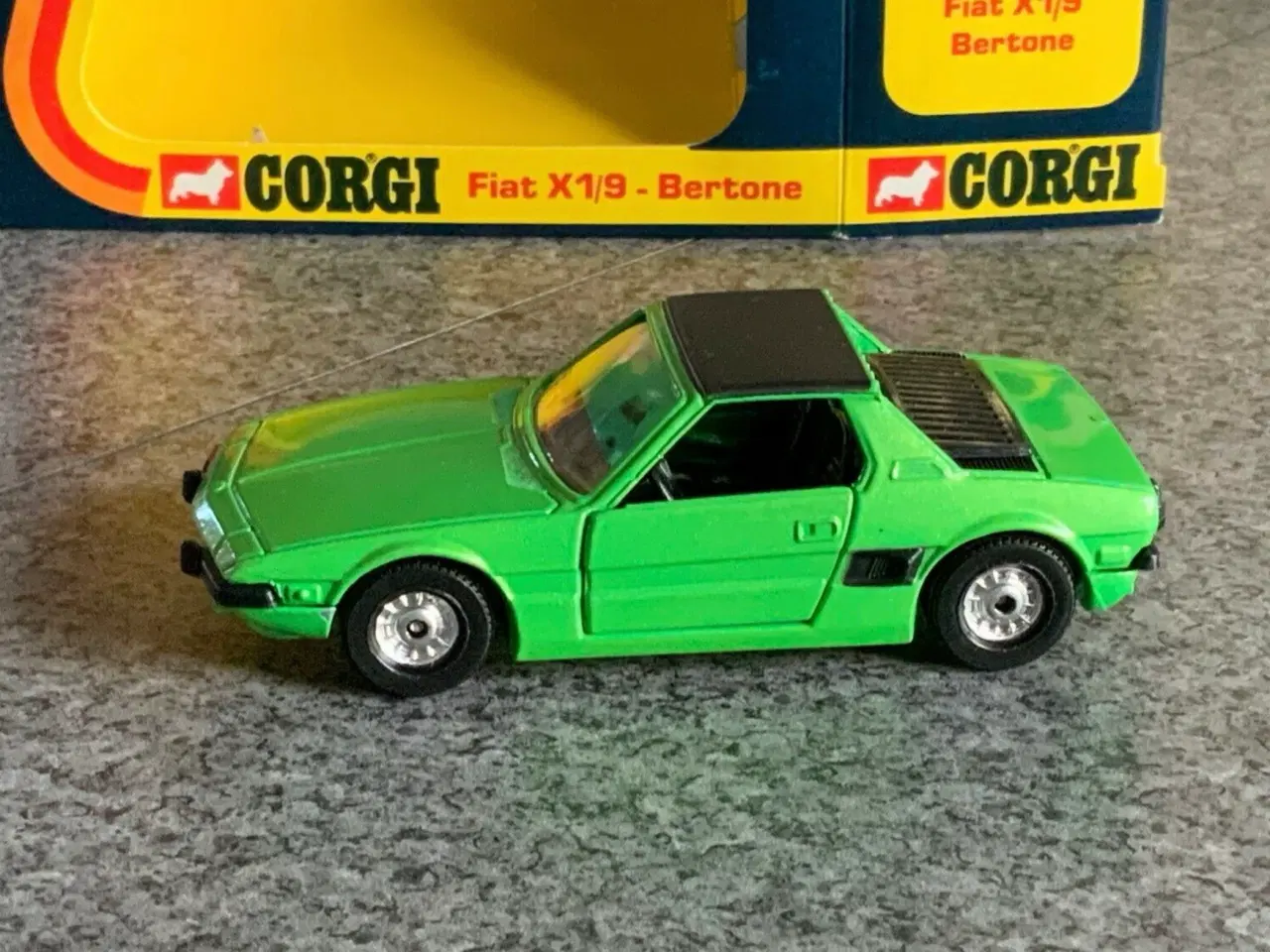Billede 1 - Corgi Toys No. 314 Fiat X1/9 Bertone, scale 1:36