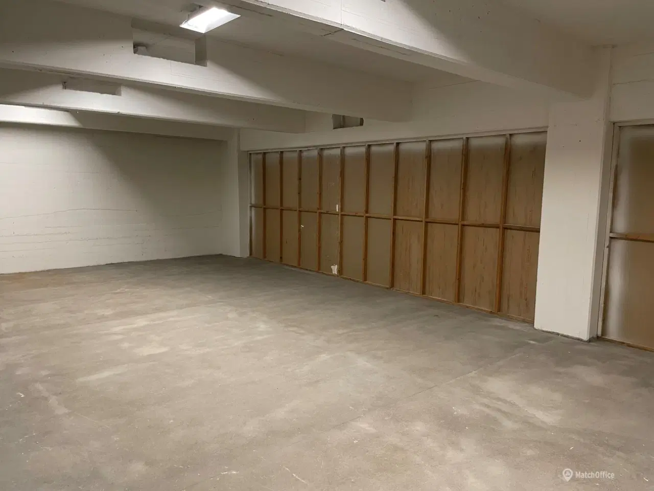 Billede 6 - Kælderrum med vareelevator til kælderen