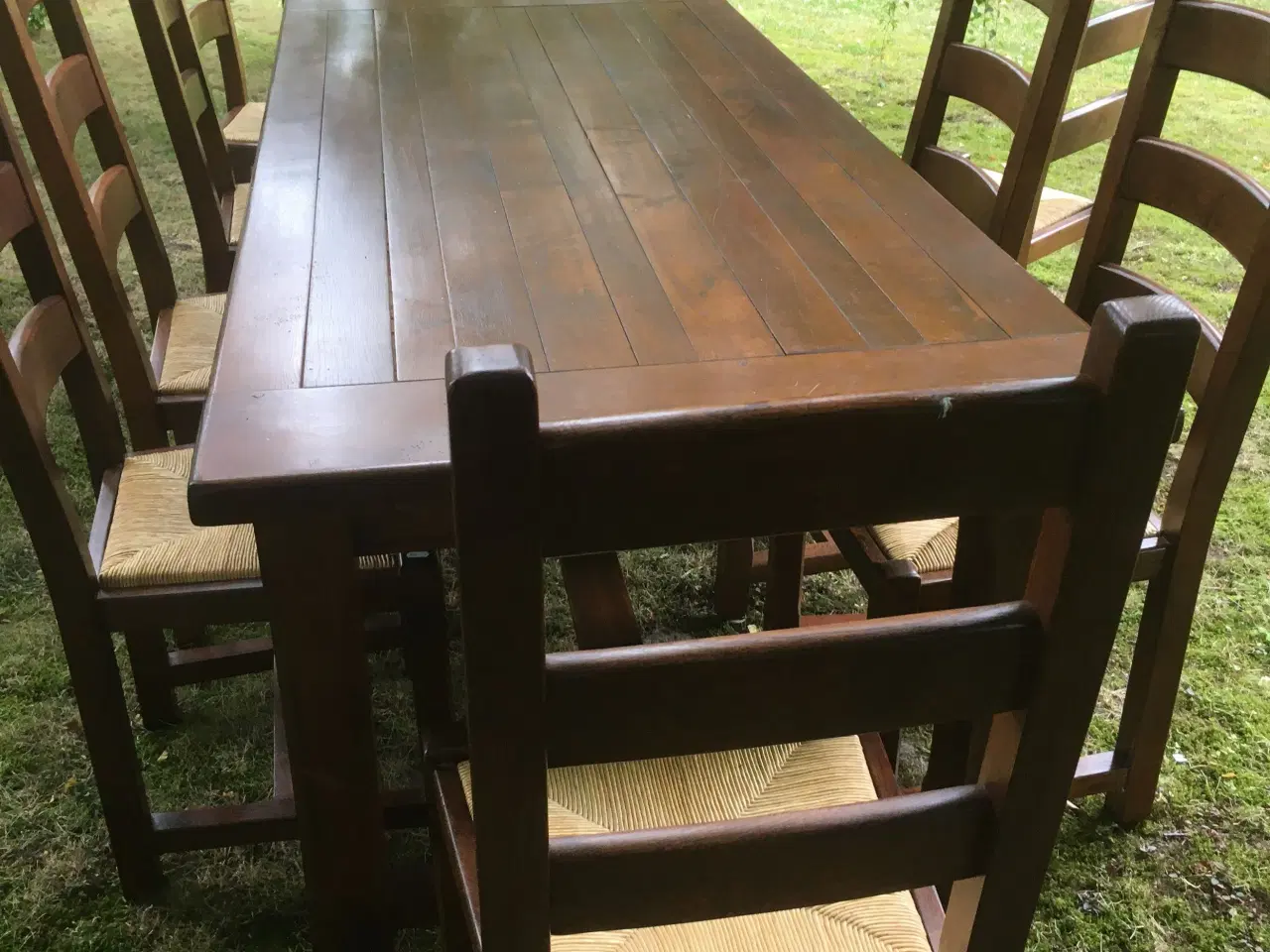 Billede 2 - Spisebord med 8 stole