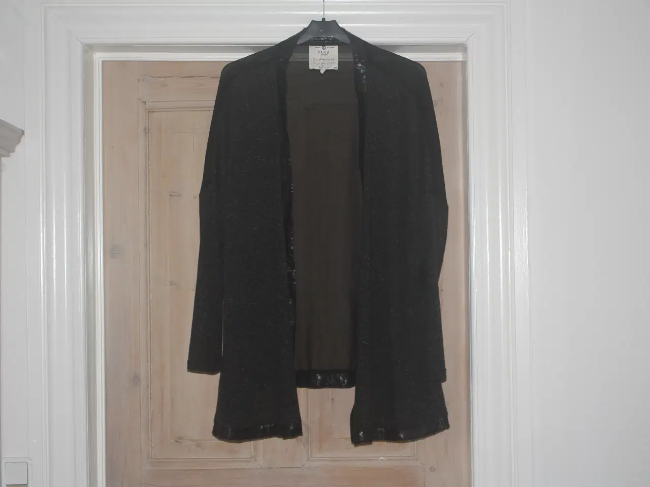 Billede 1 - Sort PULZ cardigan / bluse str. S/M