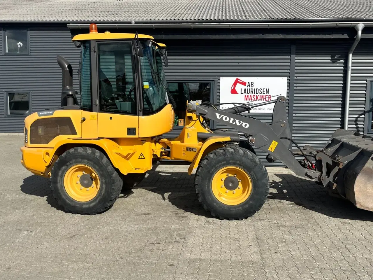 Billede 1 - Volvo L35GS Med skovl og gafler