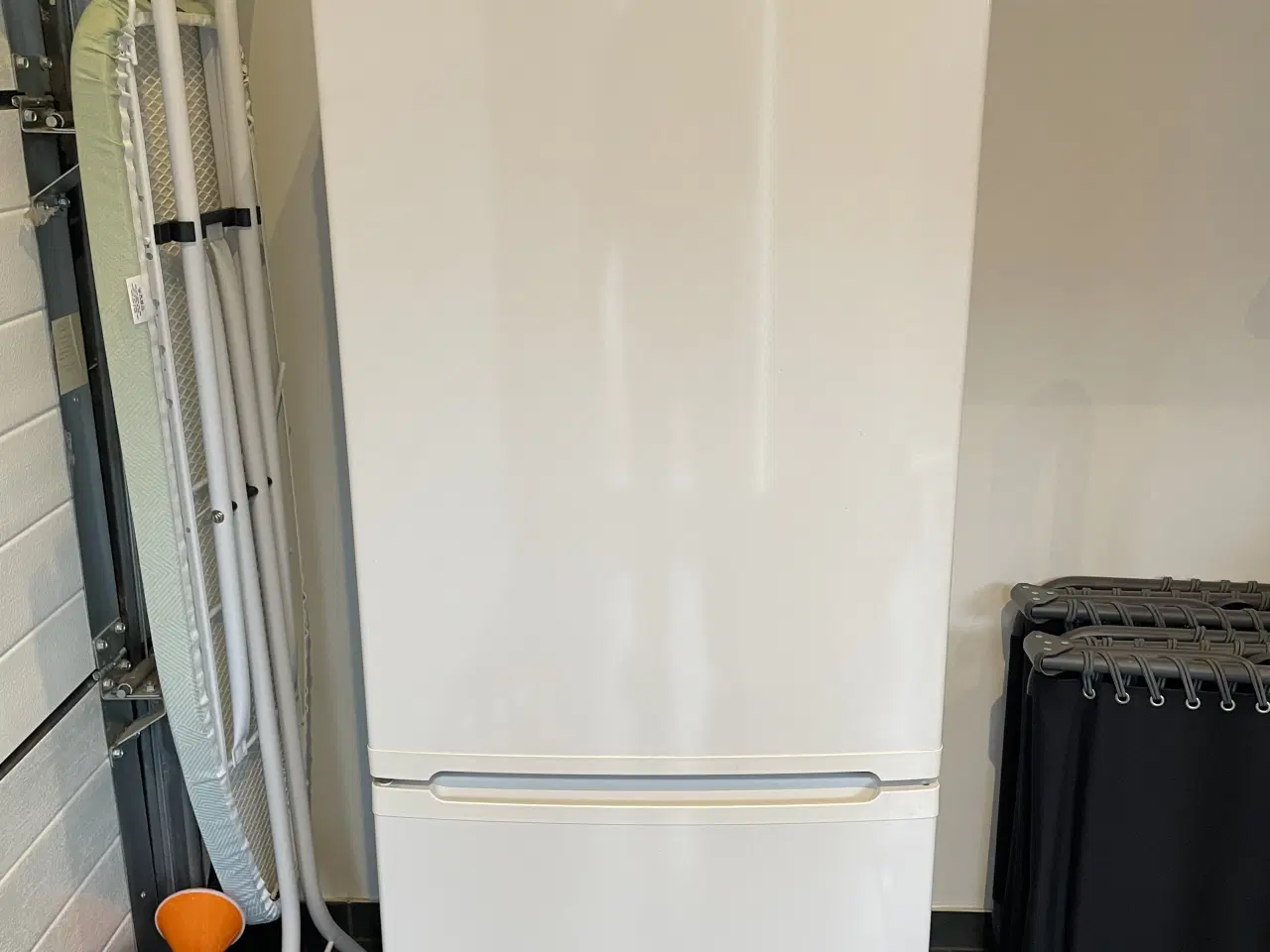 Billede 1 - Bosch køle/ fryseskab sælges