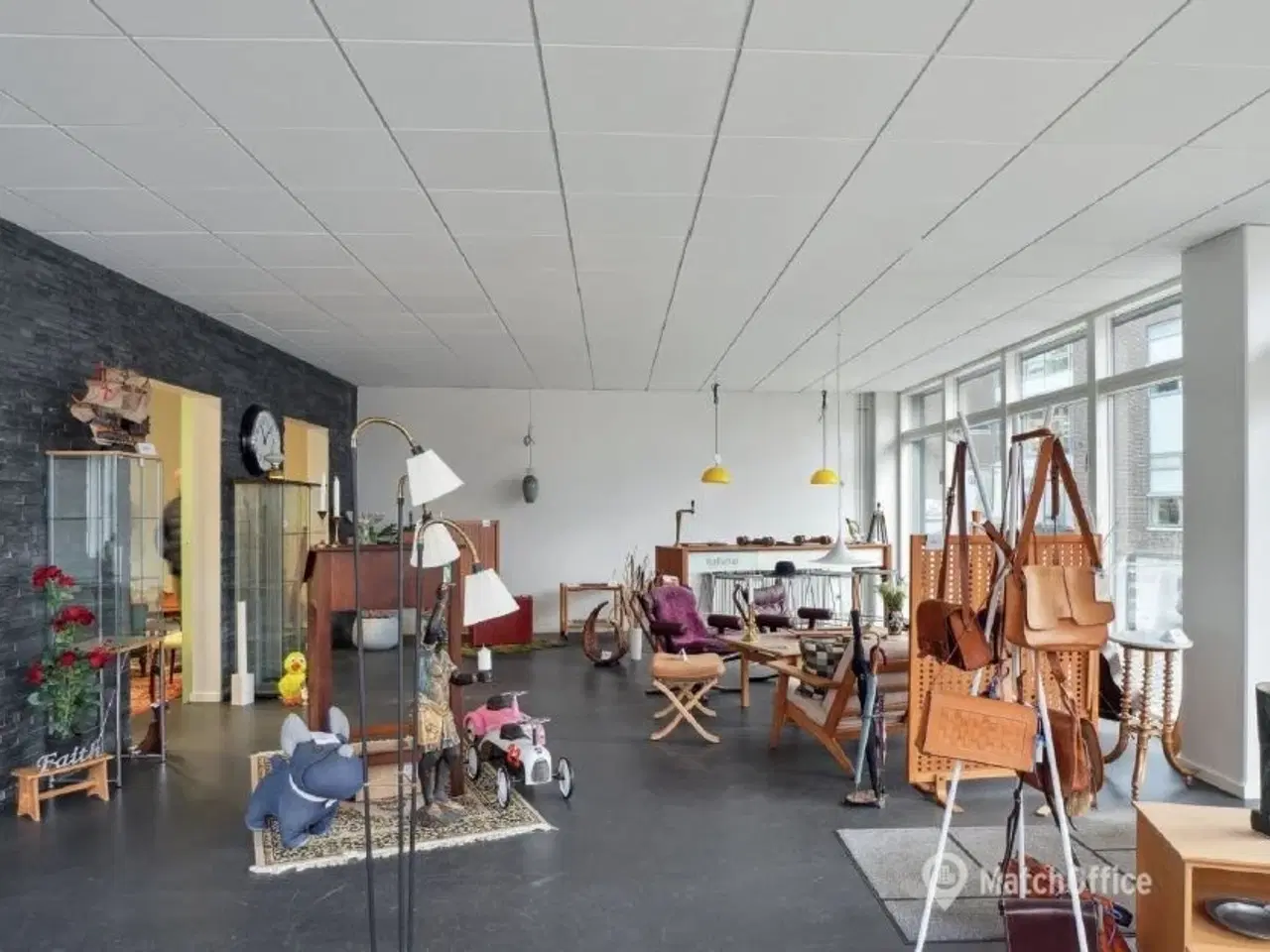 Billede 4 - Erhervslejemål beliggende i markant ejendom - i alt 250 kvm - kan evt. opdeles