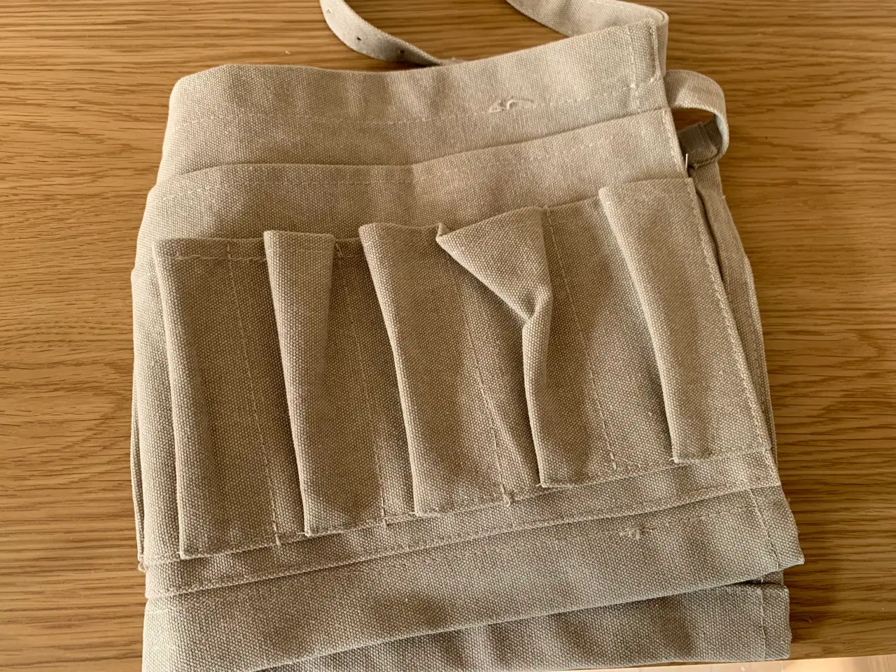 Billede 1 - Mavebælte til små haveredskaber