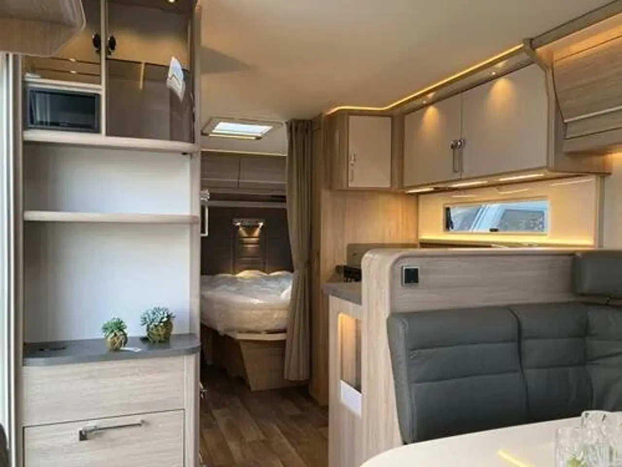 Billede 6 - Kabe ROYAL 600 D CXL - TILBUD - SPAR 61.204 Nu 522.222