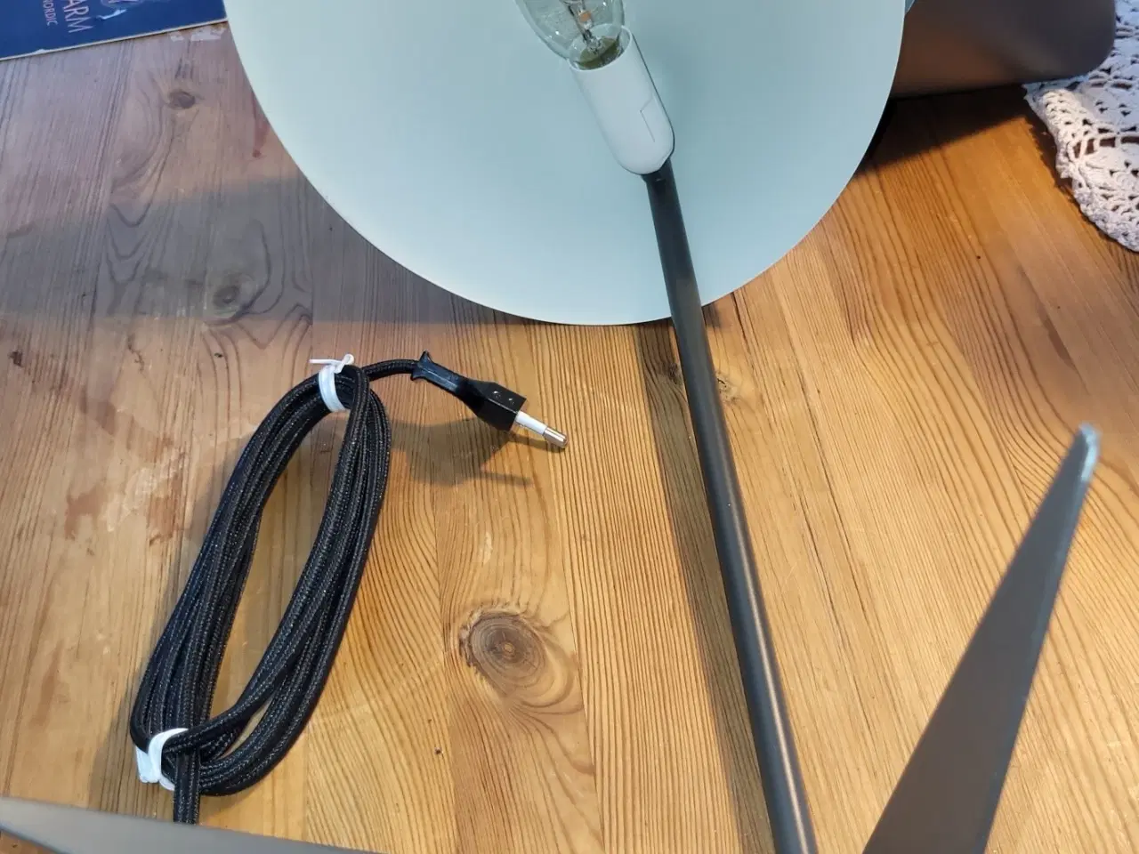 Billede 8 - Bordlamper fra Warm Nordic 2 stk. i mat sort