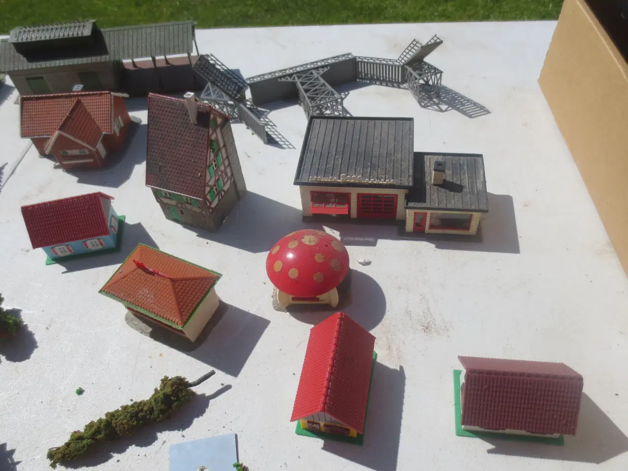 Billede 7 - 25 stk Forskellige Model Ho Huse 
