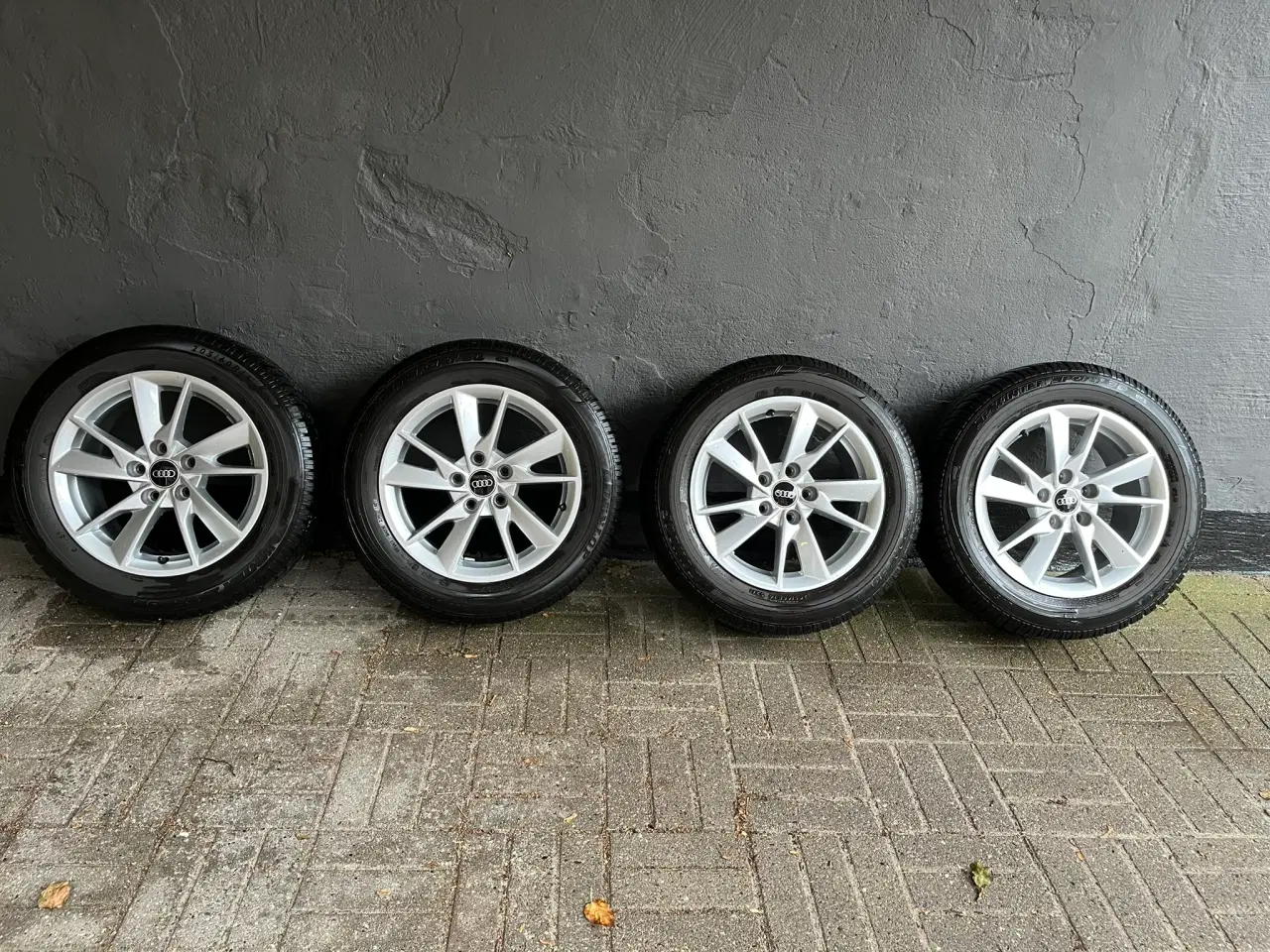 Billede 1 - Audi Alufælge med vinterdæk
