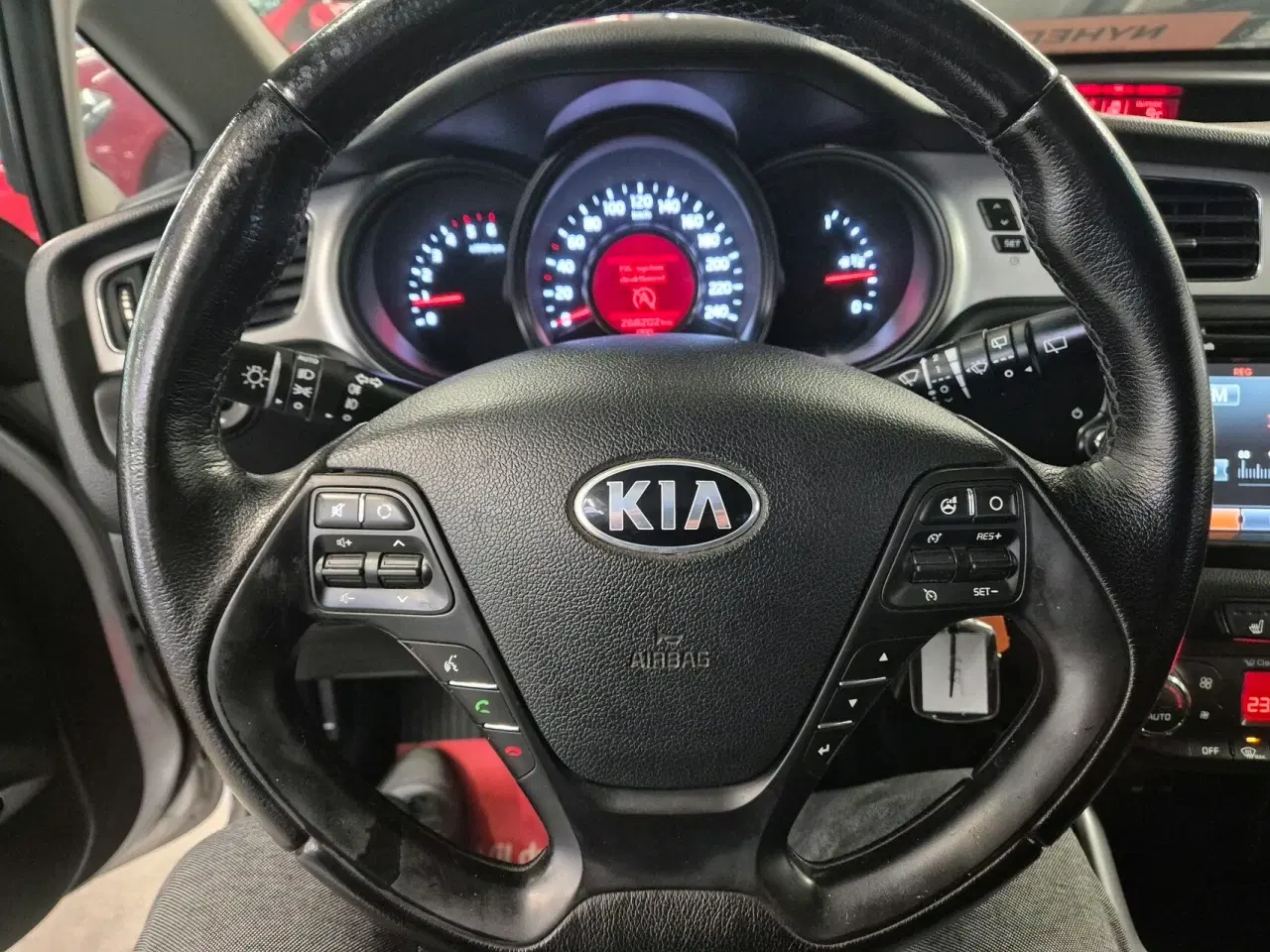 Billede 14 - Kia Ceed SW 1,6 CRDI Limited Navi 128HK Stc 6g
