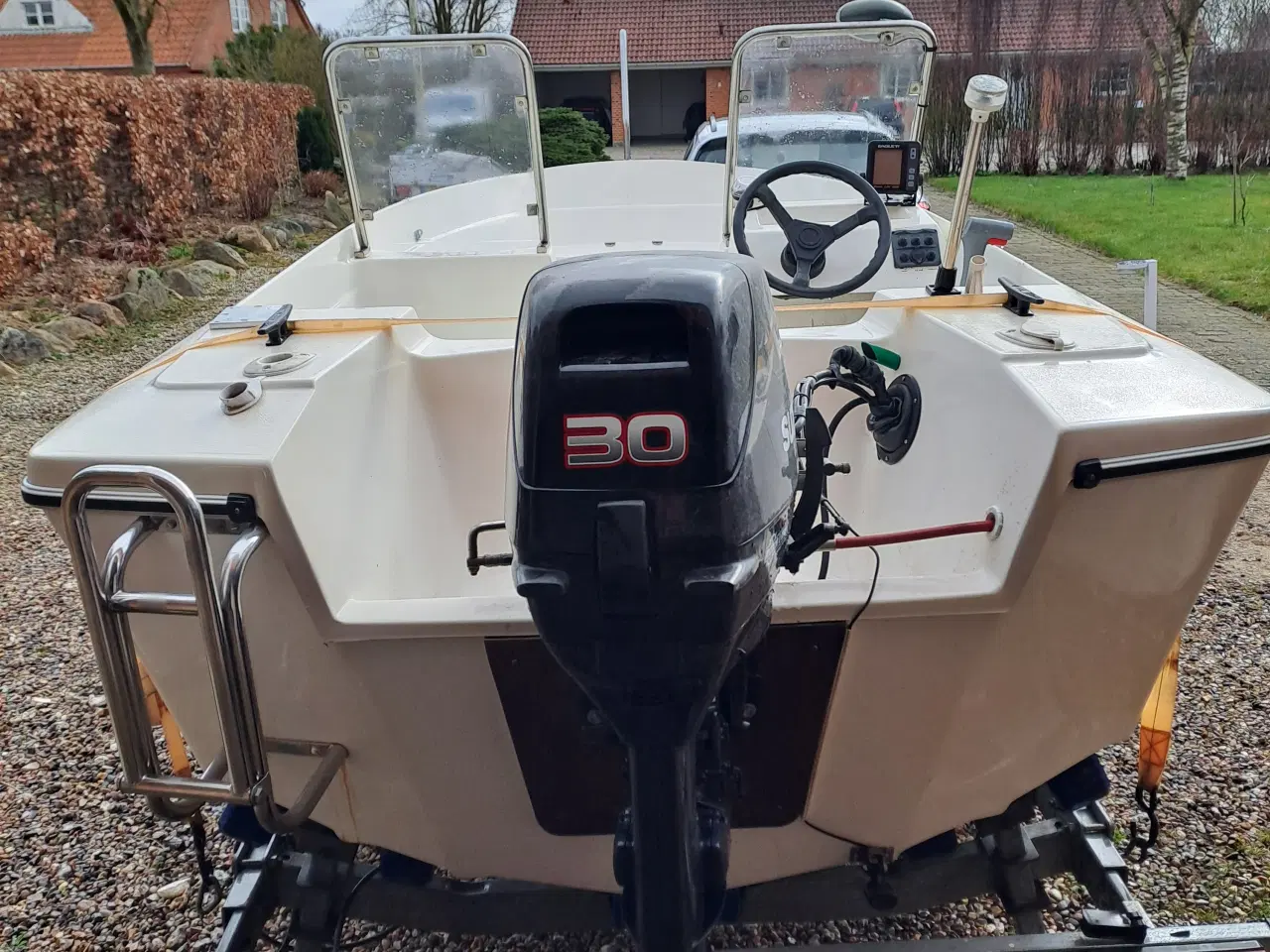 Billede 3 - Til bælt, sø eller å