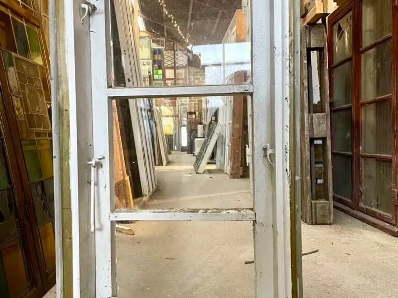 Billede 2 - 1-fags bondehusvindue m. 3-ruders ramme