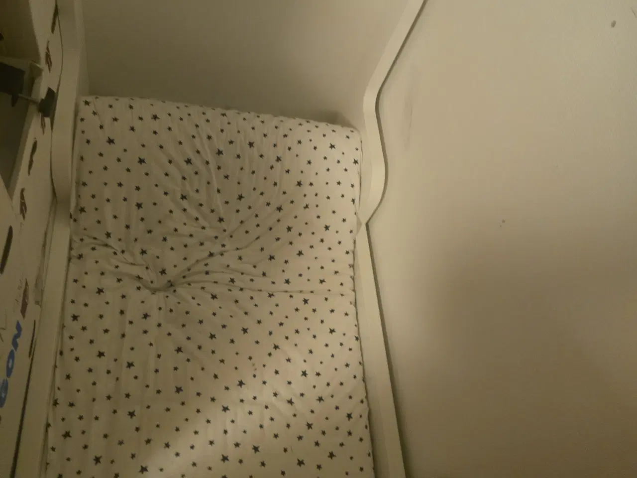 Billede 1 - Ustræklig børne seng