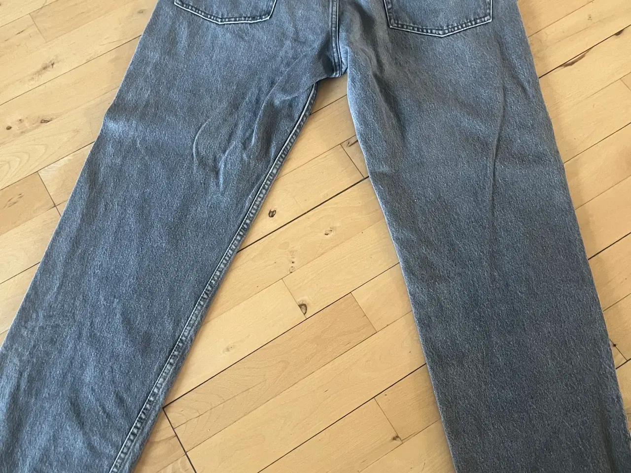 Billede 3 - 2 par zara herre jeans str 44