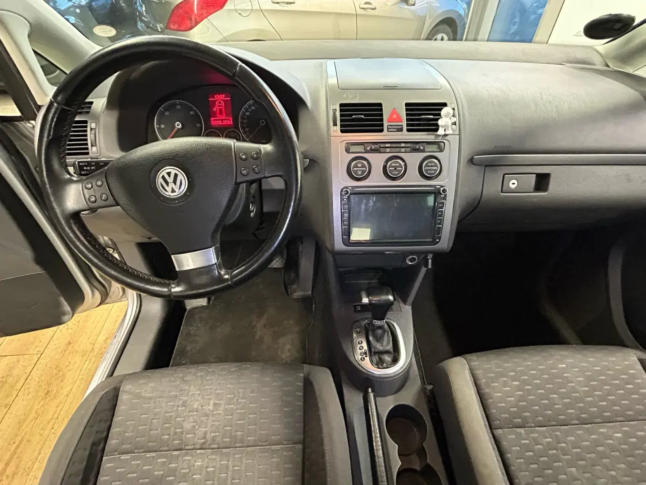 Billede 10 - VW Touran 1,9 TDI Trendline 105HK 6g Aut.