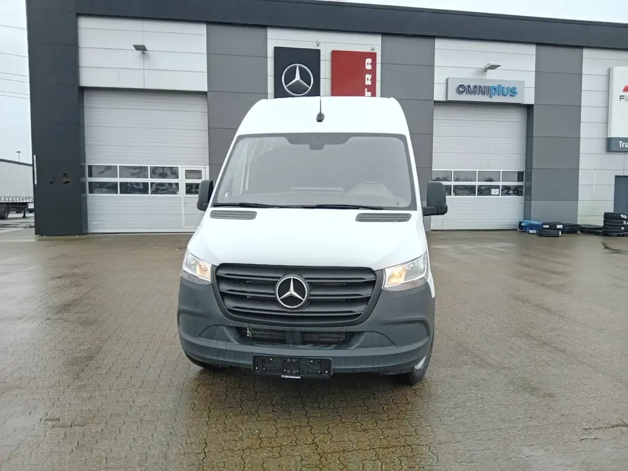 Billede 2 - Mercedes Sprinter 317 2,0 CDi A2 Kassevogn aut. RWD