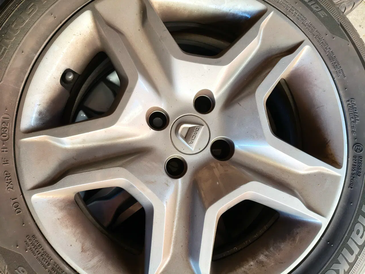 Billede 2 - Brugte dæk på fælge 