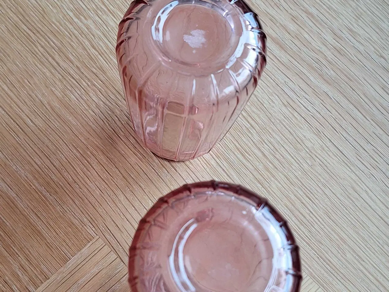 Billede 3 - Lyserøde vaser 