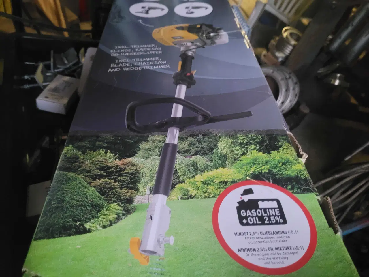 Billede 3 - Motorsav 4 i en buskrydder