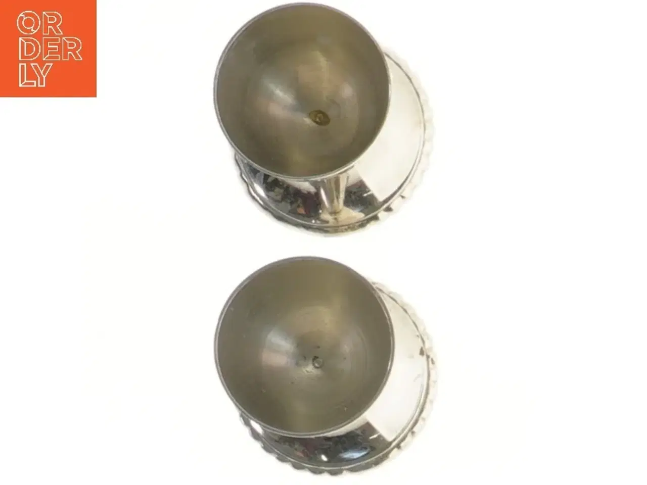 Billede 2 - Sæt af to æggebægre (str. 5,5x5,5 cm)