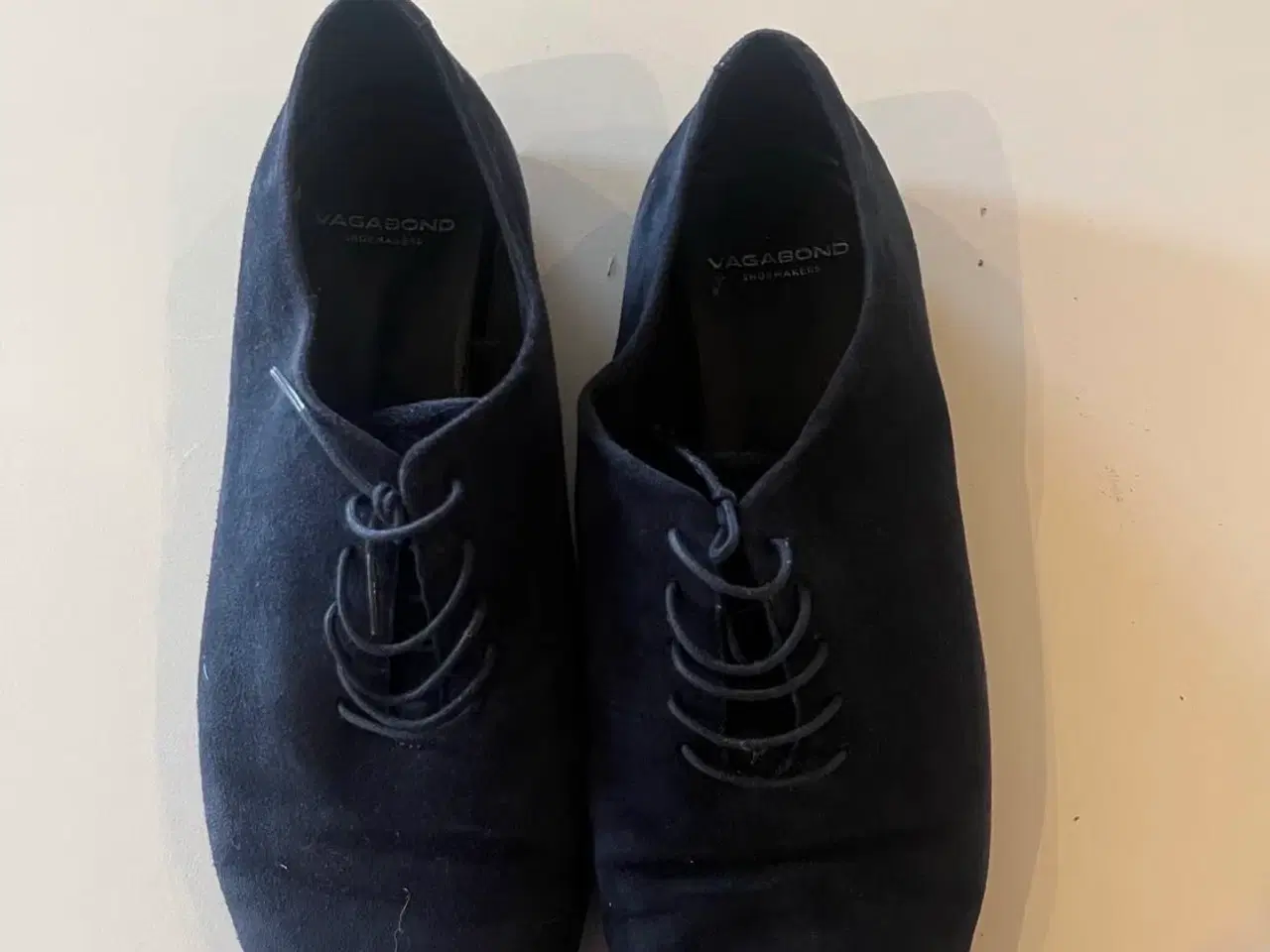 Billede 1 - Mørkeblå Vagabond sko