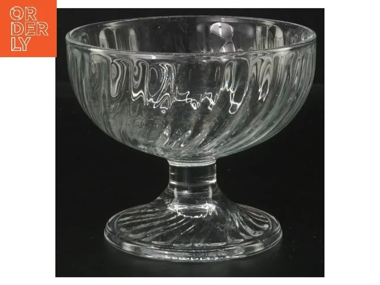 Billede 1 - Glasskål på fod (str. Ø 11,5 cm højde 10 cm)