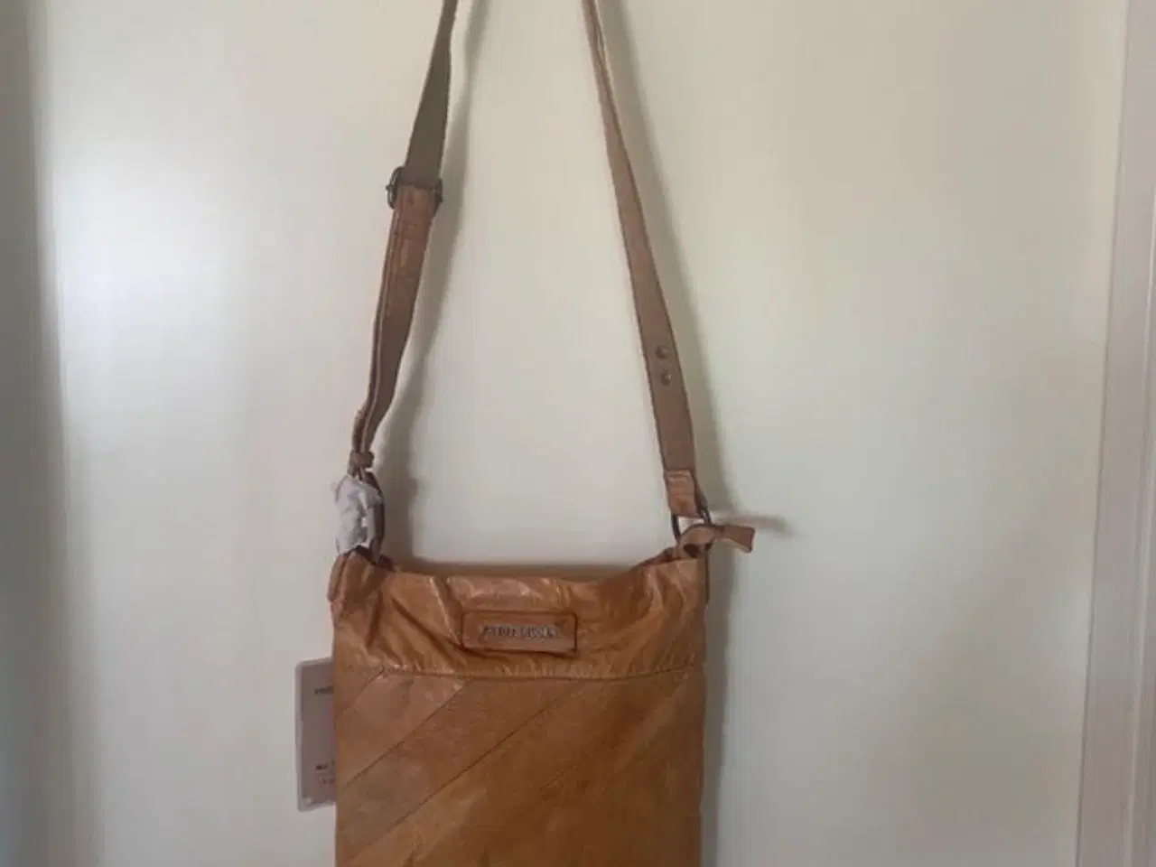 Billede 9 - FredsBrudet Crossbody-taske