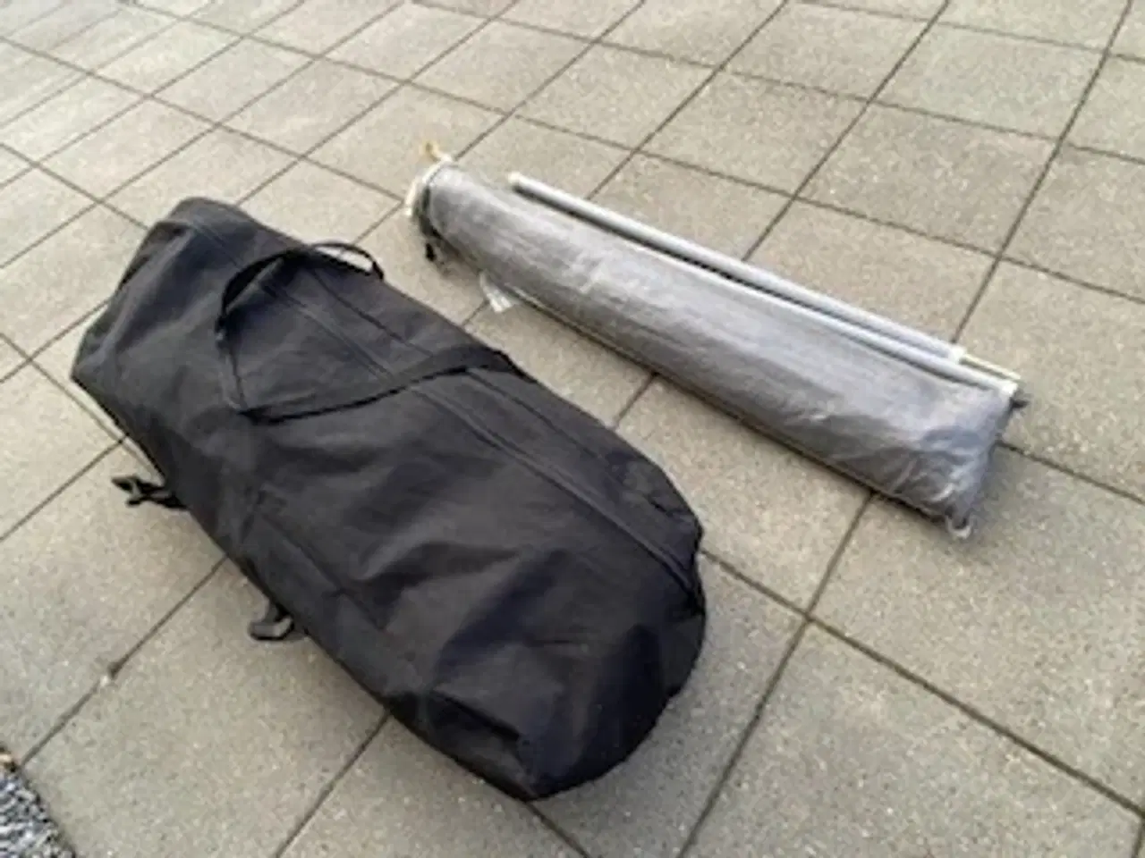 Billede 12 - Isabella Sun Blue Solsejl 975 med sider og stænger