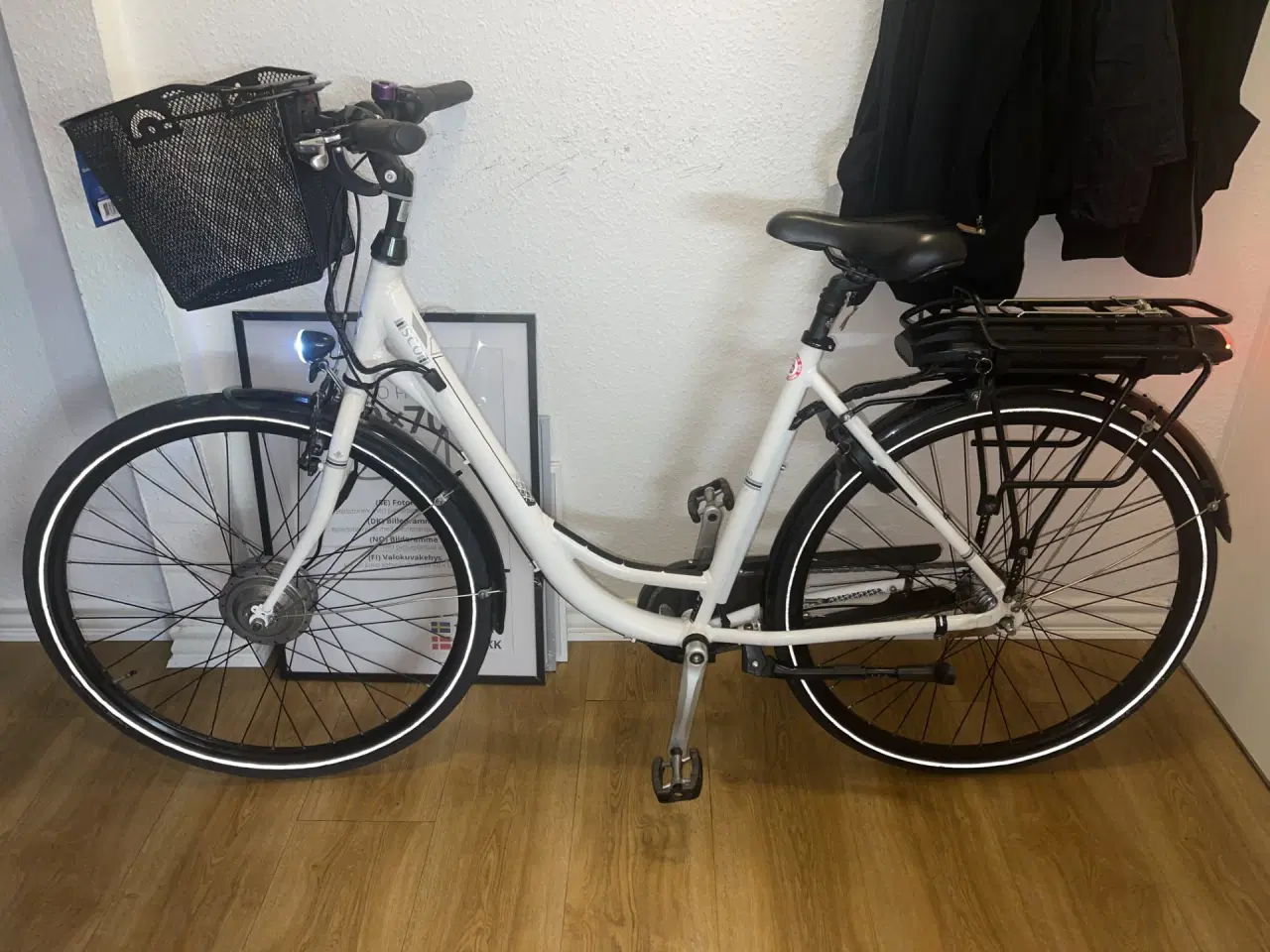 Billede 1 - flot sco dame elcykel 28"  7 gear.